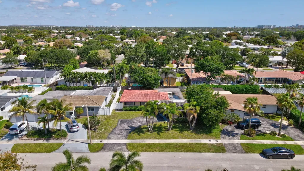 2169 NE 62nd Court Fort Lauderdale FL 33308