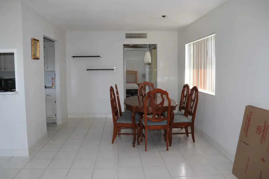 79 Brittany Delray Beach FL 33446
