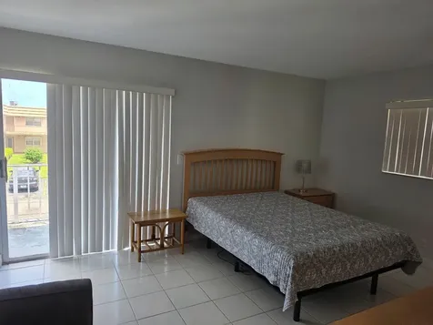 79 Brittany Delray Beach FL 33446