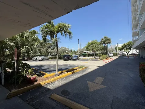 13155 Ixora Court North Miami FL 33181