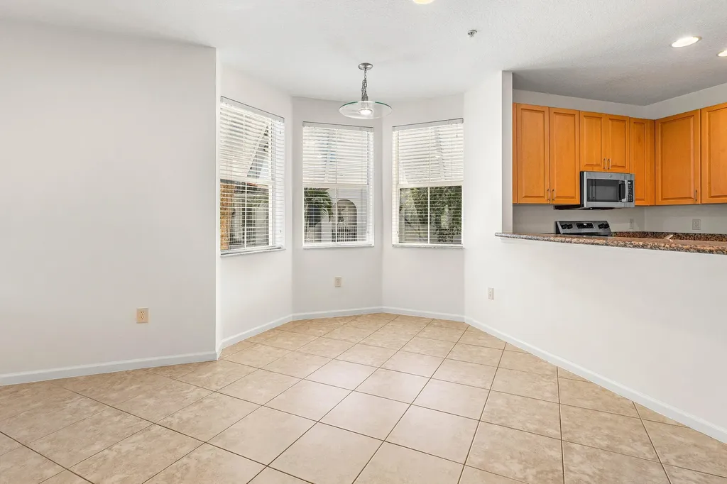 1213 Via Fatini Boynton Beach FL 33426