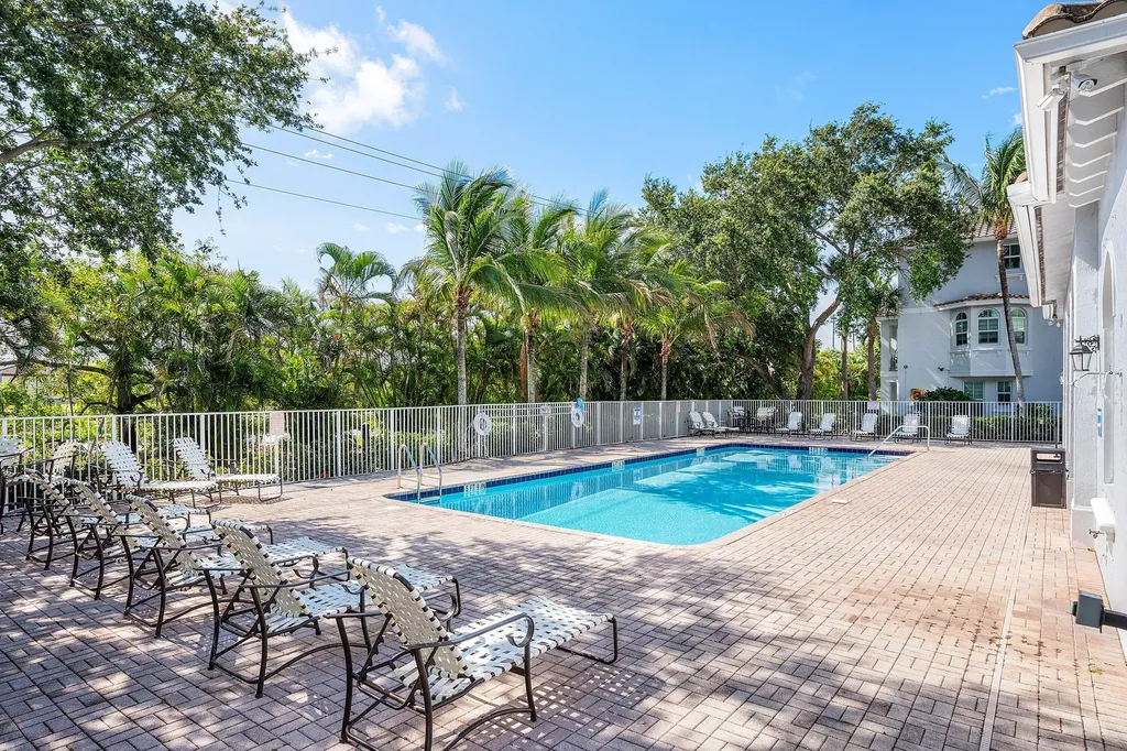 1213 Via Fatini Boynton Beach FL 33426