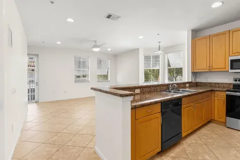 1213 Via Fatini Boynton Beach FL 33426