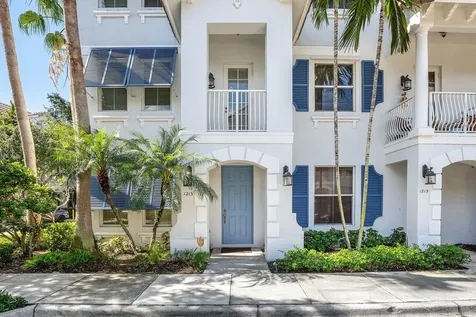 1213 Via Fatini Boynton Beach FL 33426