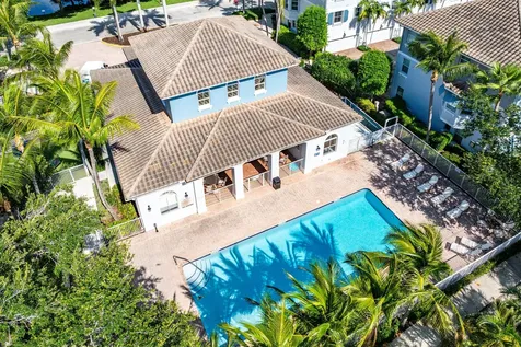 1213 Via Fatini Boynton Beach FL 33426