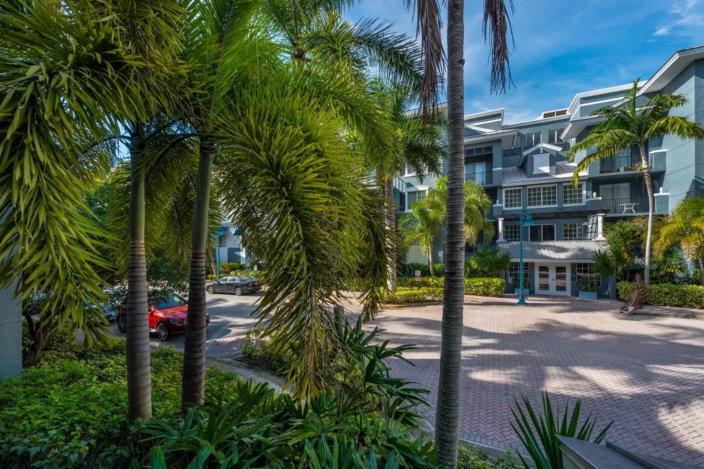 255 NE 3rd Avenue Delray Beach FL 33444