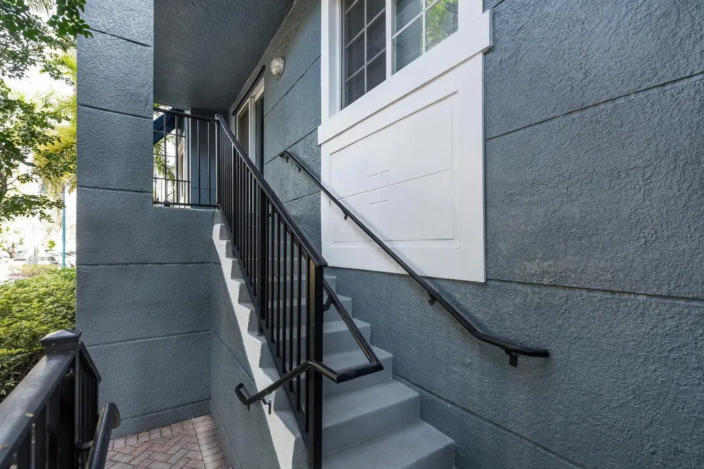 255 NE 3rd Avenue Delray Beach FL 33444