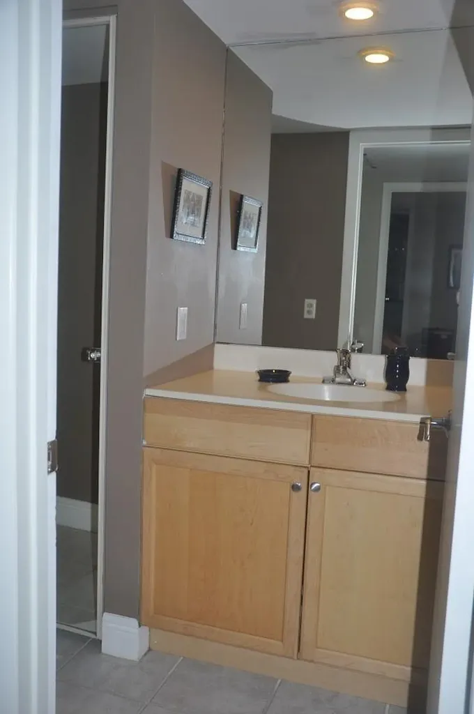 223 2nd Lane Palm Beach Gardens FL 33418