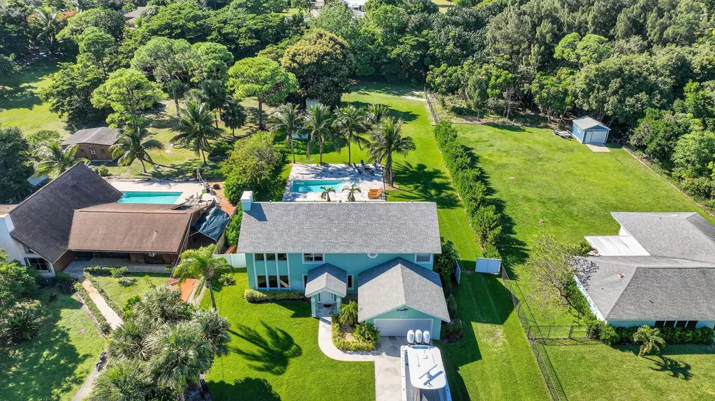 6701 Hillside Lane Lake Worth FL 33462