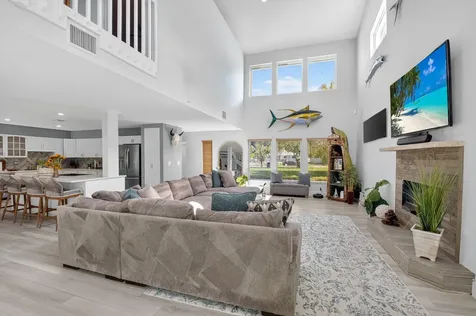 6701 Hillside Lane Lake Worth FL 33462