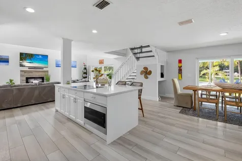6701 Hillside Lane Lake Worth FL 33462