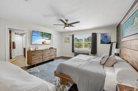 6701 Hillside Lane Lake Worth FL 33462