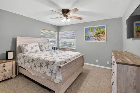 6701 Hillside Lane Lake Worth FL 33462
