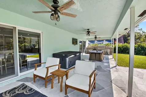 6701 Hillside Lane Lake Worth FL 33462