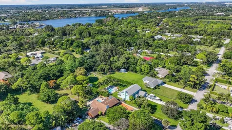6701 Hillside Lane Lake Worth FL 33462