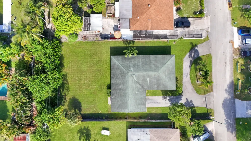 2022 Collier Avenue Lake Worth FL 33461