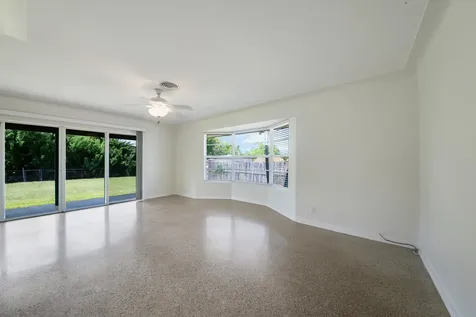 2022 Collier Avenue Lake Worth FL 33461