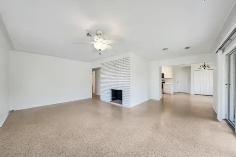 2022 Collier Avenue Lake Worth FL 33461