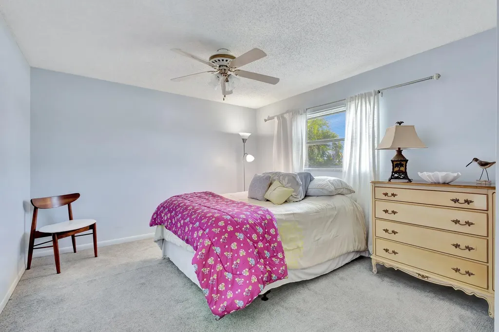 52 Plymouth F West Palm Beach FL 33417