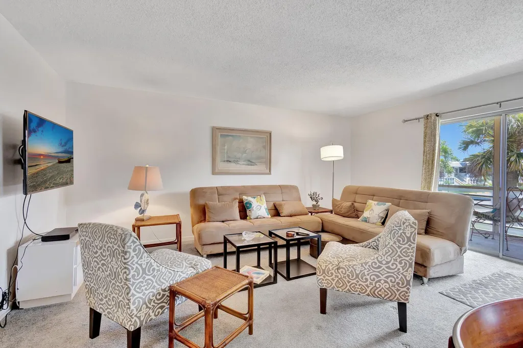 52 Plymouth F West Palm Beach FL 33417