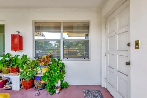 52 Plymouth F West Palm Beach FL 33417