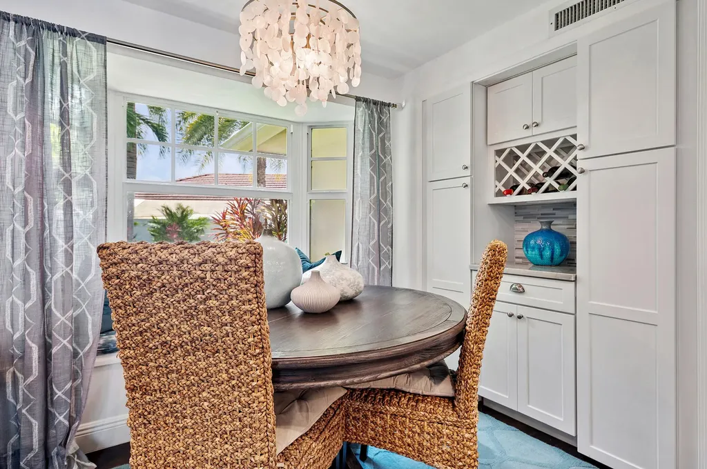 18 NW 25th Court Delray Beach FL 33444