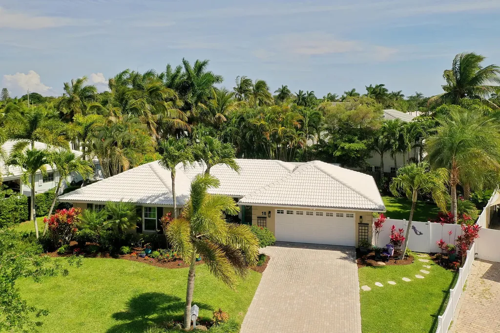 18 NW 25th Court Delray Beach FL 33444