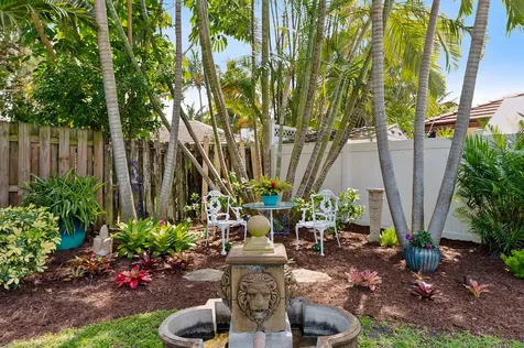 18 NW 25th Court Delray Beach FL 33444