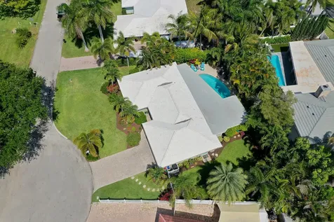18 NW 25th Court Delray Beach FL 33444