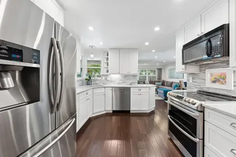 18 NW 25th Court Delray Beach FL 33444