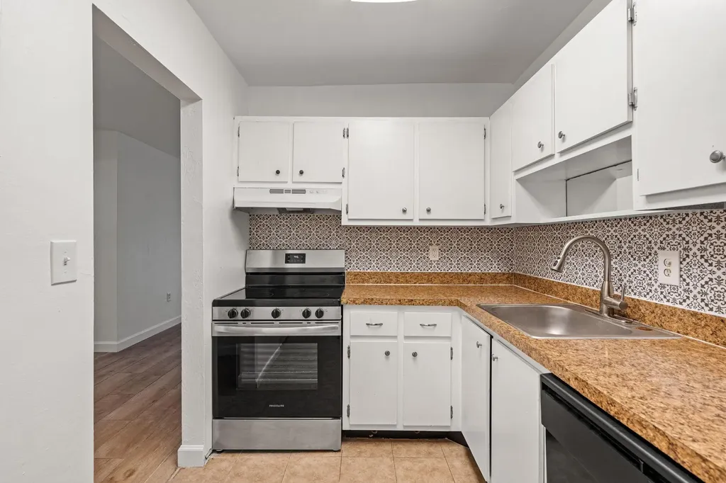 7831 SW 56th Street Miami FL 33155