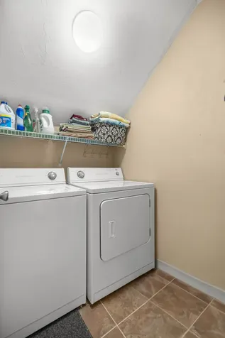 694 SW Quarter Lane Fort White FL 32038