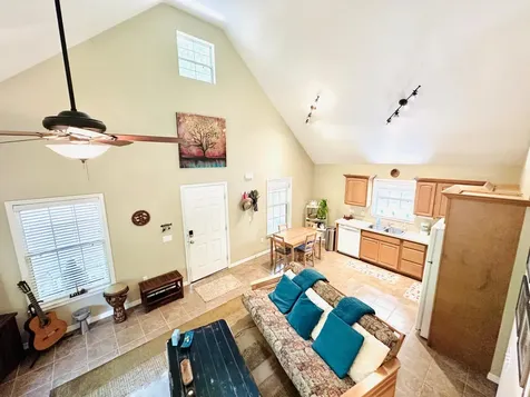 694 SW Quarter Lane Fort White FL 32038