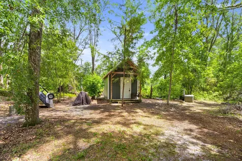 694 SW Quarter Lane Fort White FL 32038