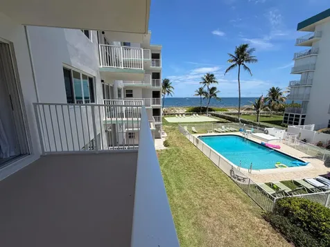 1750 S Ocean Boulevard Lauderdale By The Sea FL 33062