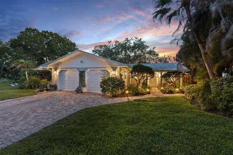 207 Cardinal Trail Stuart FL 34997