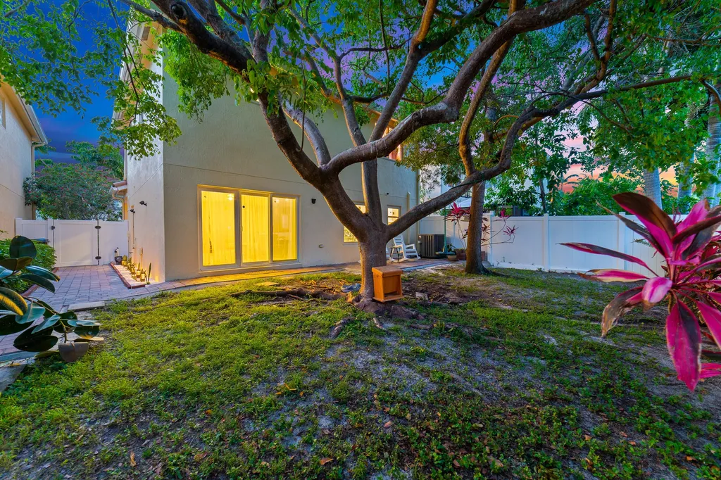 11930 Donlin Drive Wellington FL 33414