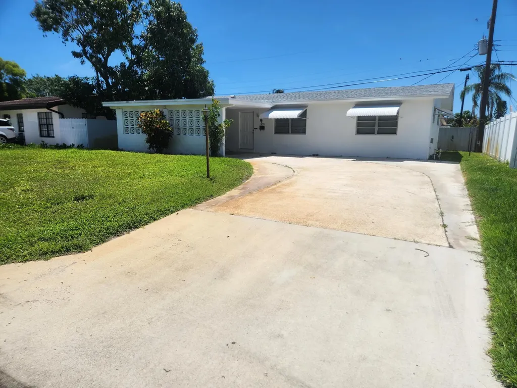 1624 NE 31st Court Pompano Beach FL 33064
