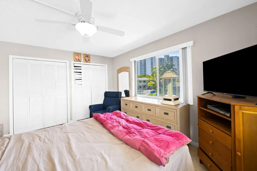2825 NE 33rd Fort Lauderdale FL 33308