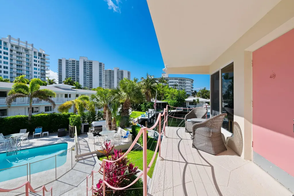 2825 NE 33rd Fort Lauderdale FL 33308