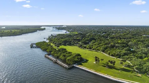 4873 SE Bayshore Terrace Stuart FL 34997