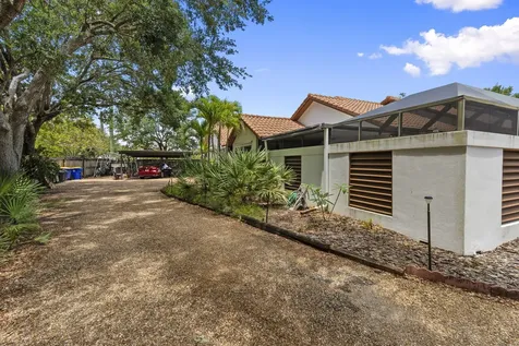 4873 SE Bayshore Terrace Stuart FL 34997