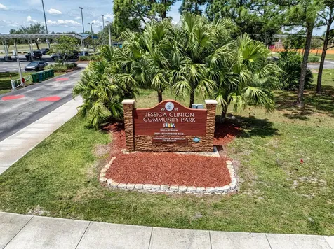 3419 SE Hart Circle Port St Lucie FL 34984