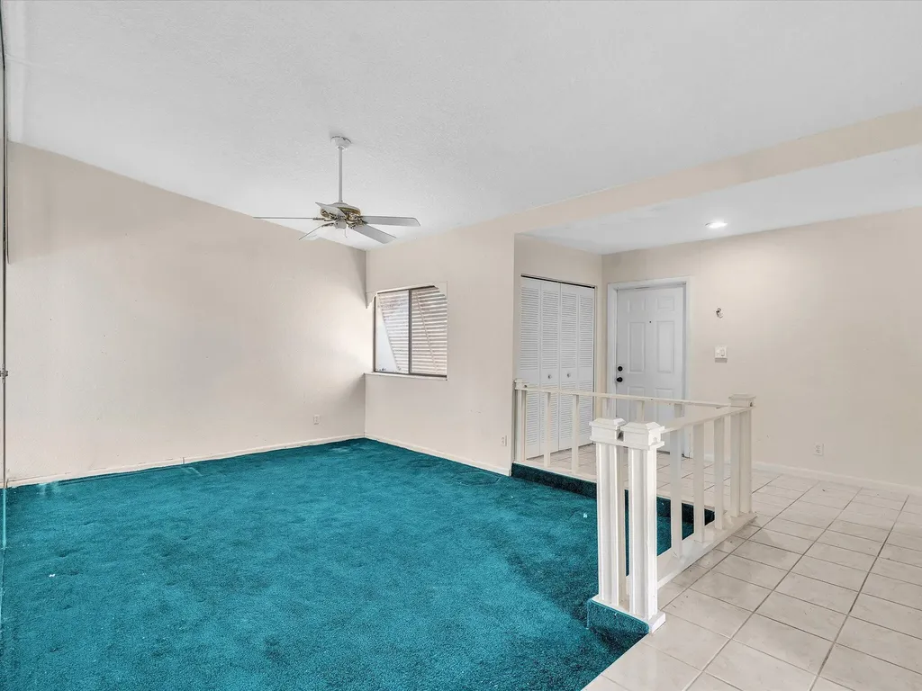 8949 NW 9th Place Plantation FL 33324