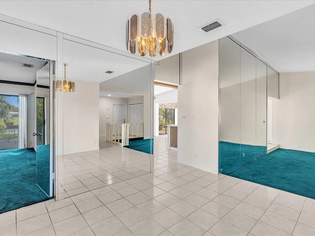 8949 NW 9th Place Plantation FL 33324