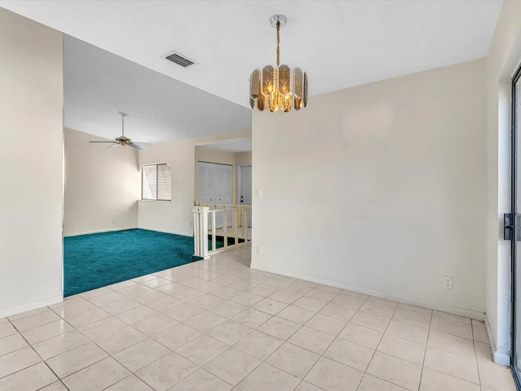 8949 NW 9th Place Plantation FL 33324