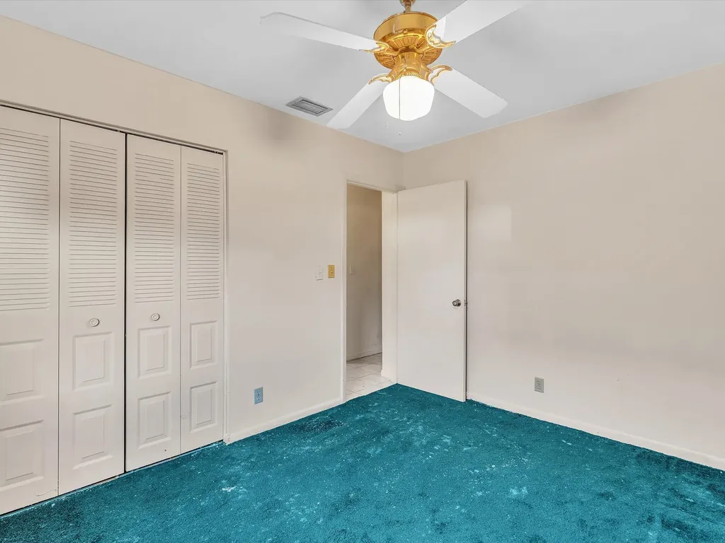 8949 NW 9th Place Plantation FL 33324