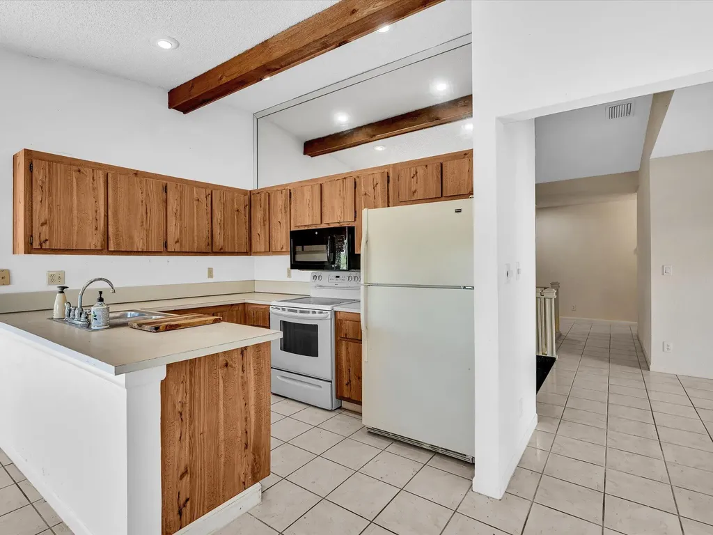 8949 NW 9th Place Plantation FL 33324