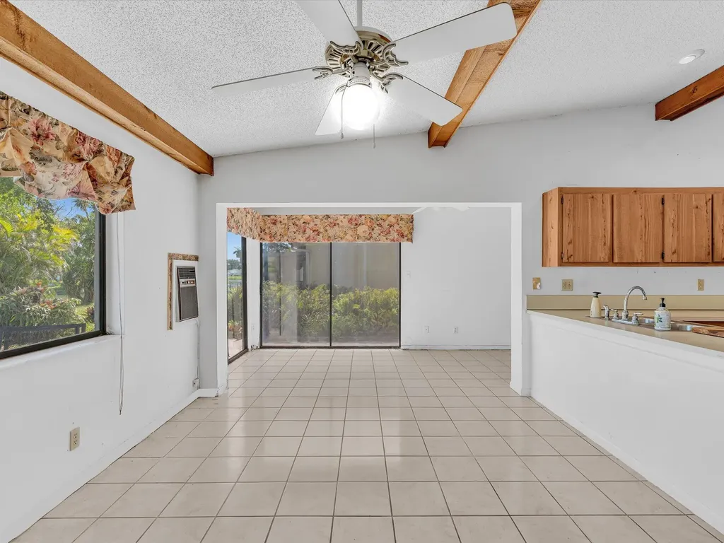 8949 NW 9th Place Plantation FL 33324