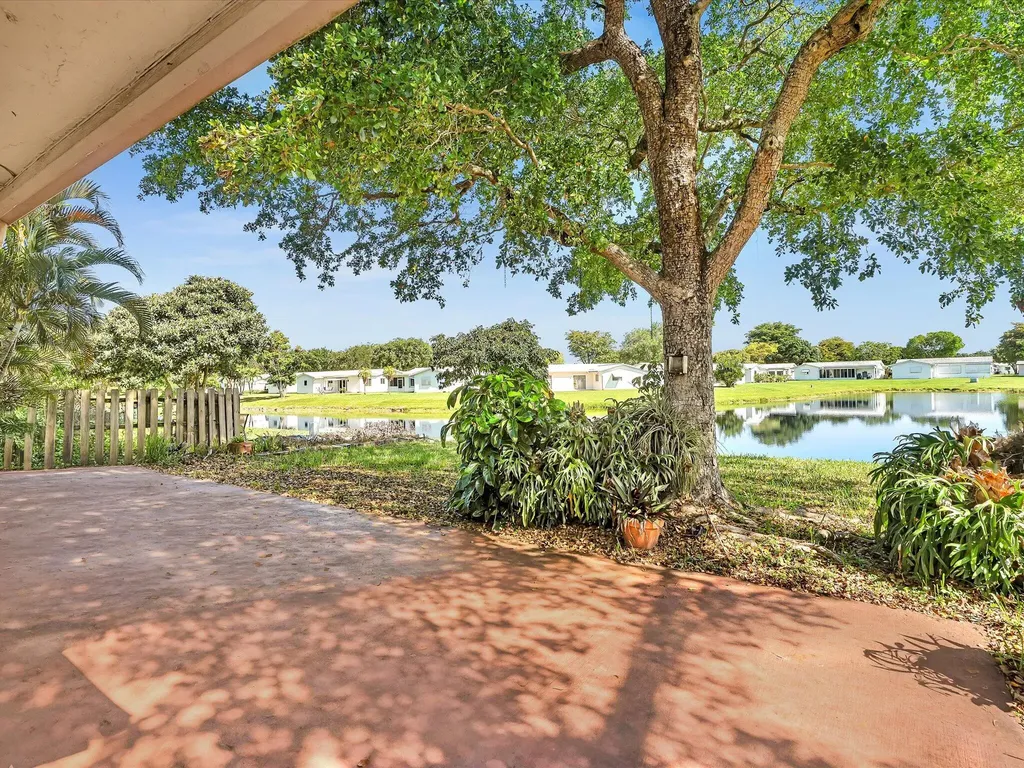 8949 NW 9th Place Plantation FL 33324